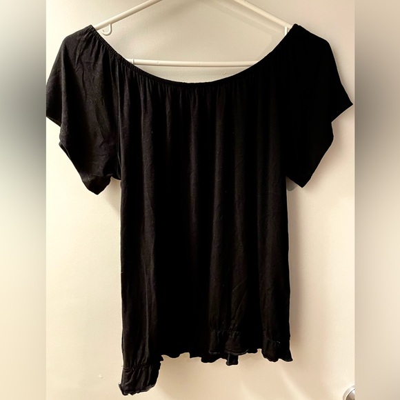 Off the shoulder top - Picture 2 of 2